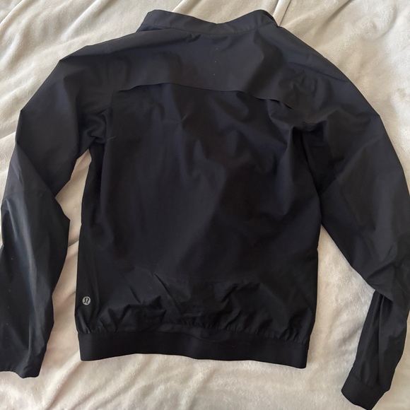Lululemon bomber style rain jacket, size 10, black - Picture 2 of 4